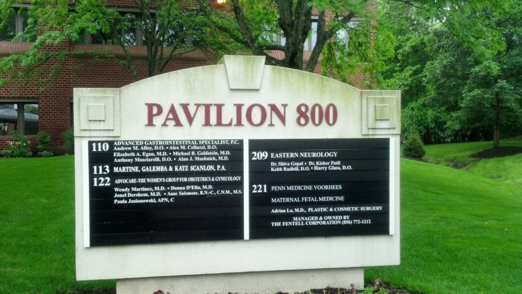 The Pavilions 800 sign Before